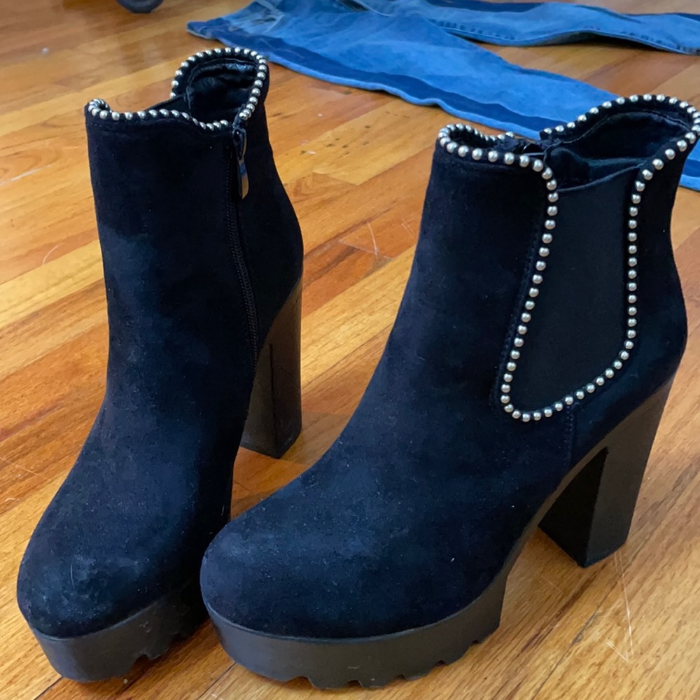 Black Chunky Booties